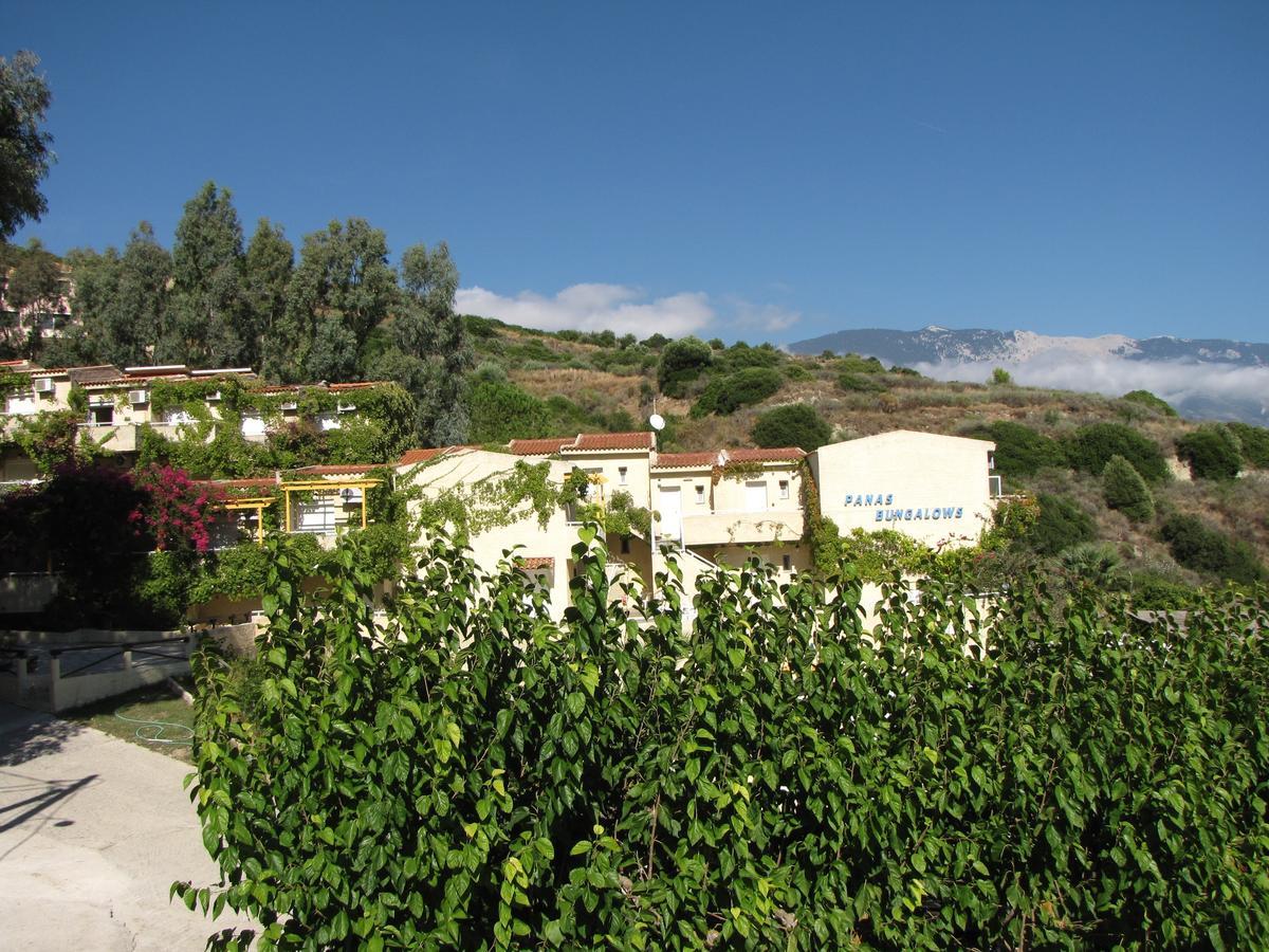Panas Hotel Esparta Exterior foto